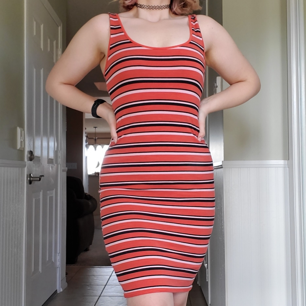 🌿 F21 Basic Striped Bodycon Dress